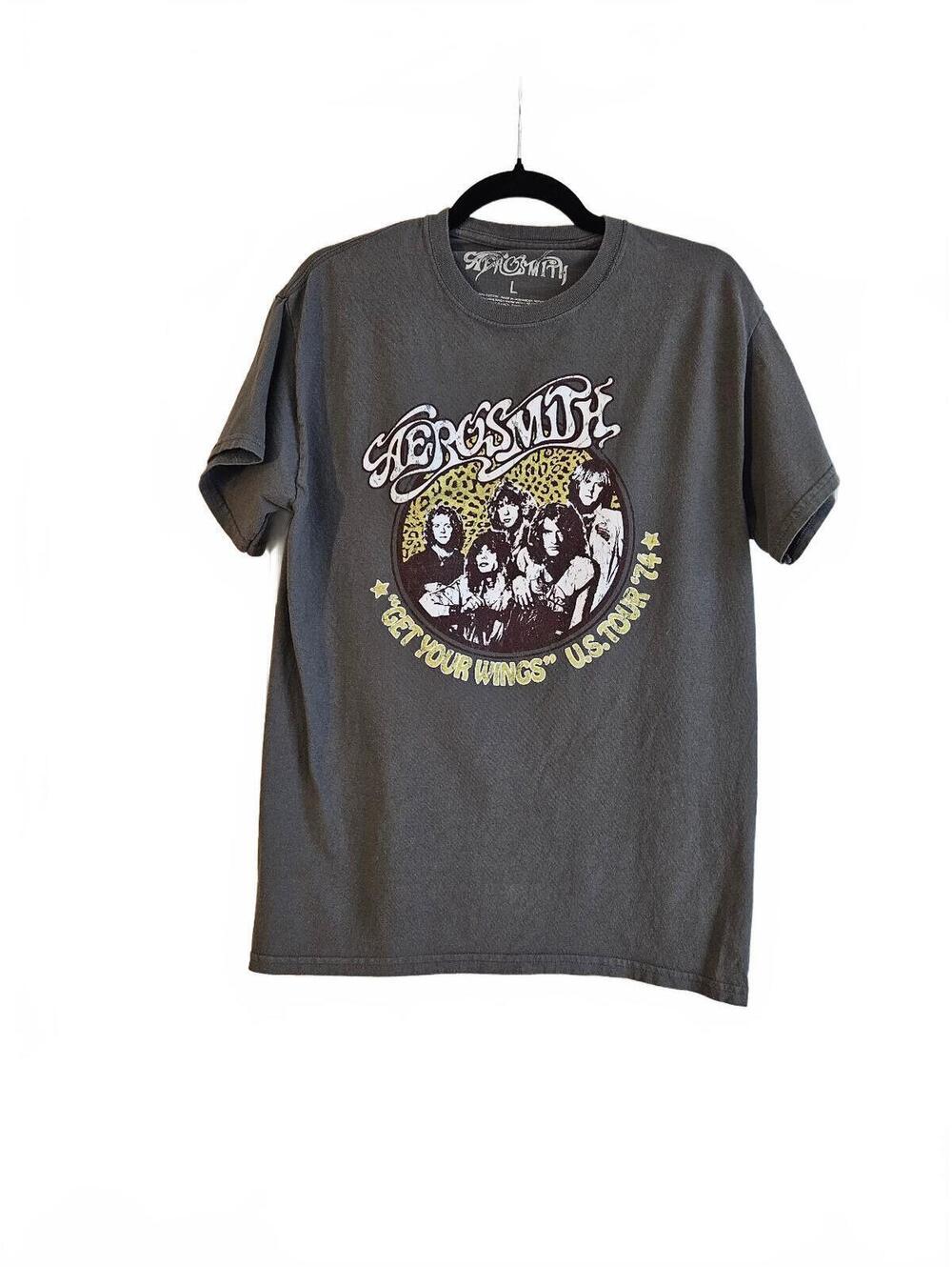 Aerosmith Get Your Wings US Tour 2019 Gray Cotton T-Shirt Large-Unisex-Retro